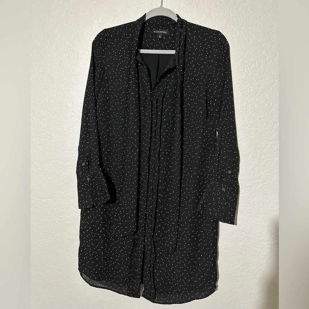 Banana Republic Black XS Shirt Dress.